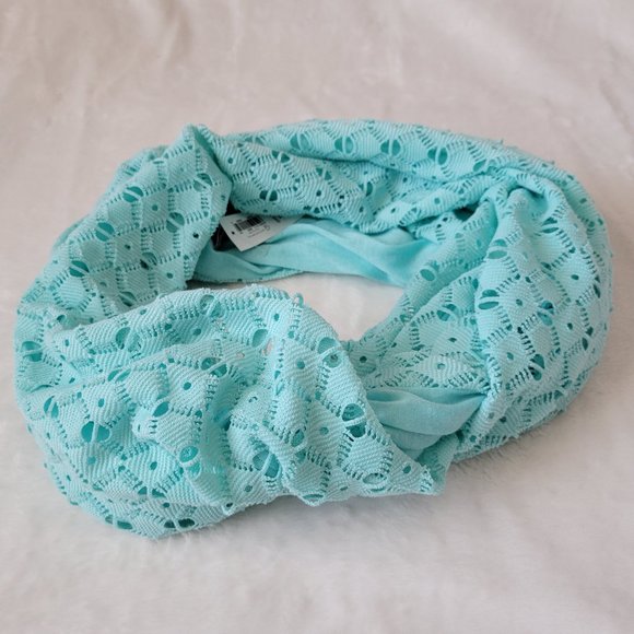 ☀️ Old Navy Infinity Scarf - Picture 1 of 7